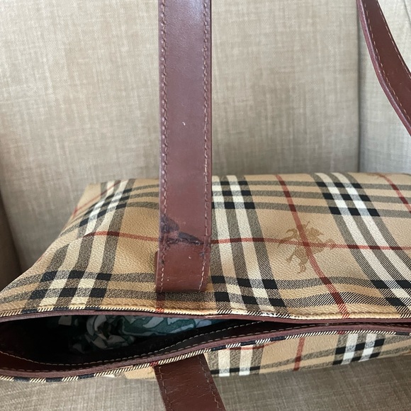 Authentic Burberry vintage nova check tote bag (F305) - Picture 6 of 15